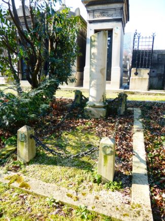 Les Quatre Sergents De La Rochelle Bories Goubin Pommier Raoulx Tombes Sepultures Dans Les Cimetieres Et Autres Lieux